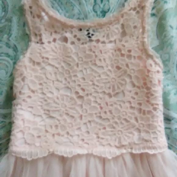 Lilt - Picture 3 of 7